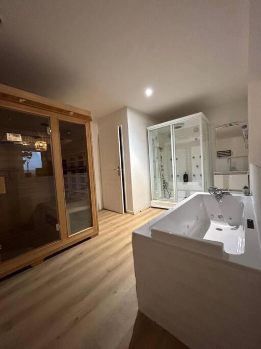 Cellar- Appartement Sous-Sol Atypique Reims Exterior foto