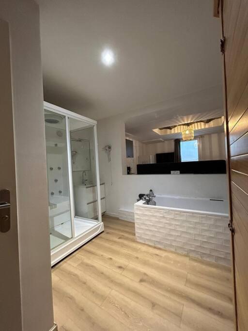 Cellar- Appartement Sous-Sol Atypique Reims Exterior foto